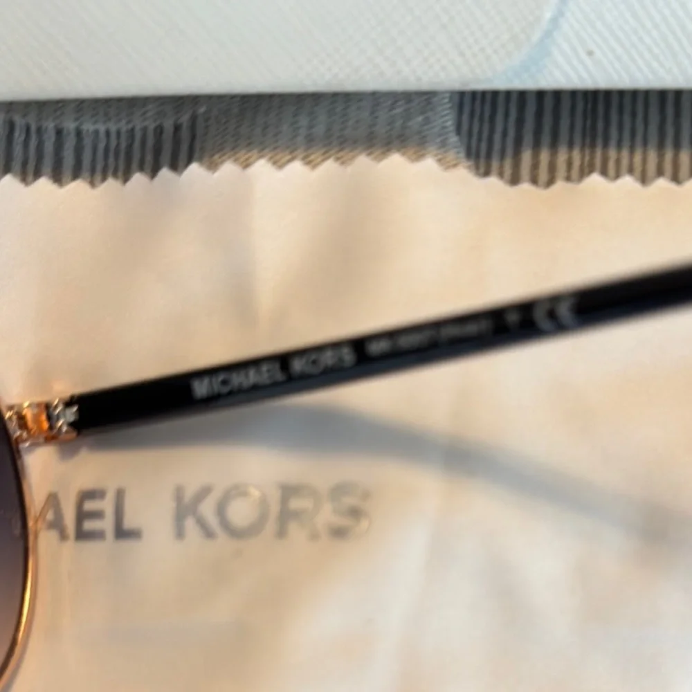 Michael Kors Aviator Sunglasses with Case - Picture 4 of 6